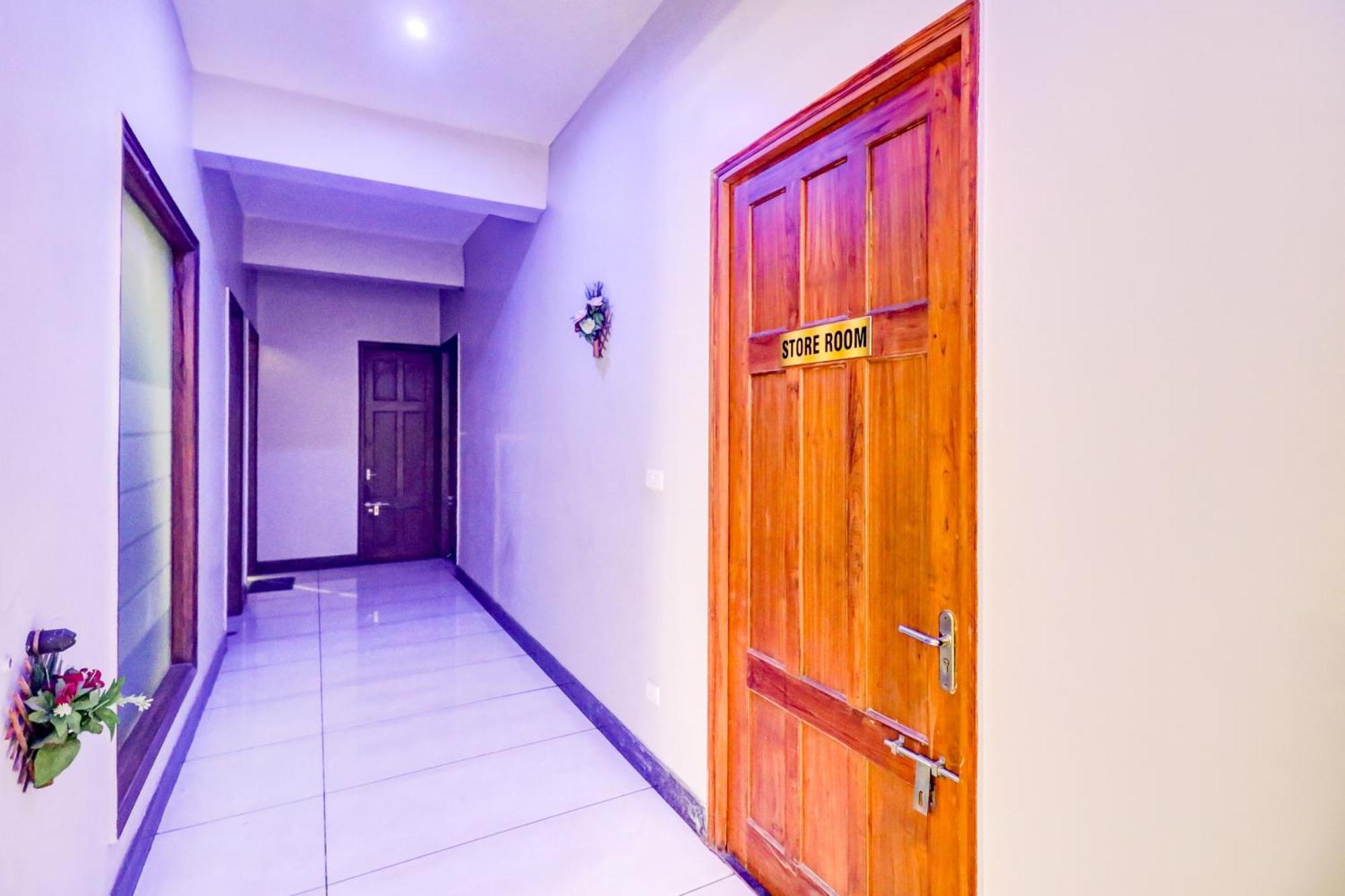 Hotel O Tokyo Chinhat Luaran gambar